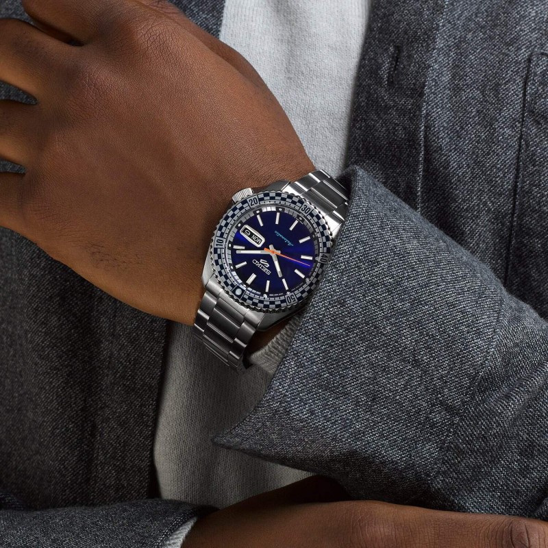 Reloj SEIKO 5 Sport Petrol Blue "Checker Flag" Edición Especial SRPK65K1