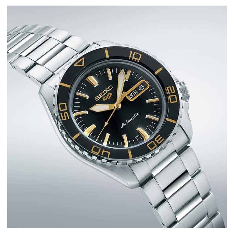 Reloj SEIKO 5 Sport Black & Gold SRPK99K1