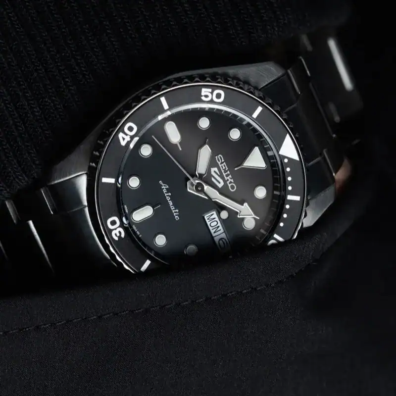 Reloj SEIKO 5 Sport Negro SRPK29K1