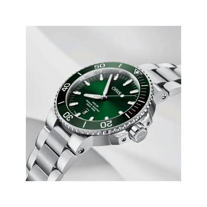 Reloj Oris Aquis Date 43,5mm Green Dial 01 733 7730 4157-07 8 24 05PEB